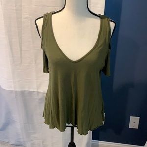 Cold shoulder top